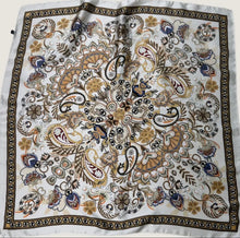 Load image into Gallery viewer, BANDANAS