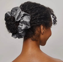 Load image into Gallery viewer, Satin Sleep Pillow Scrunchies
