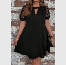 Load image into Gallery viewer, Curvy Little Black Dress
