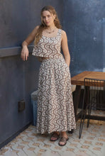 Load image into Gallery viewer, Sheyla Skirt
