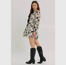 Load image into Gallery viewer, Velvety Dress
