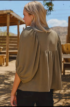 Load image into Gallery viewer, Vinny Plus Top
