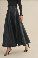 Load image into Gallery viewer, Lulu Skirt
