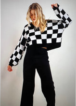 Load image into Gallery viewer, Checkered Sweater
