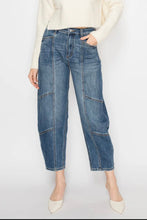 Load image into Gallery viewer, Balloon Jeans
