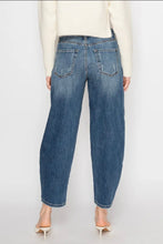 Load image into Gallery viewer, Balloon Jeans
