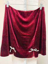 Load image into Gallery viewer, Holiday skirt
